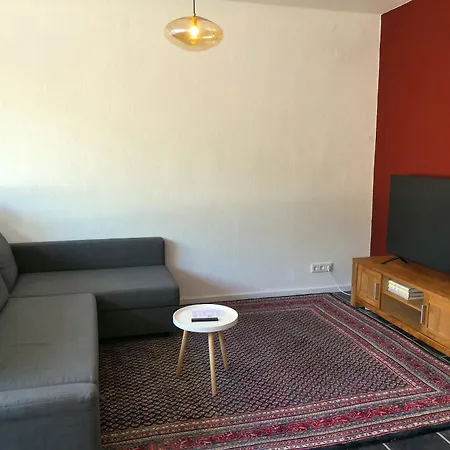 Stilvolle Erdgeschoss-Wohnung: Gemuetlich Eingerichtet Mit Eigenem Eingang Gelsenkirchen Exterior foto